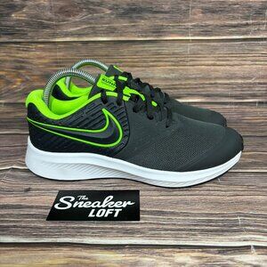 Nike Star Runner 2 Women's Gray Neon Green Athletic Running Shoes Size 7.5